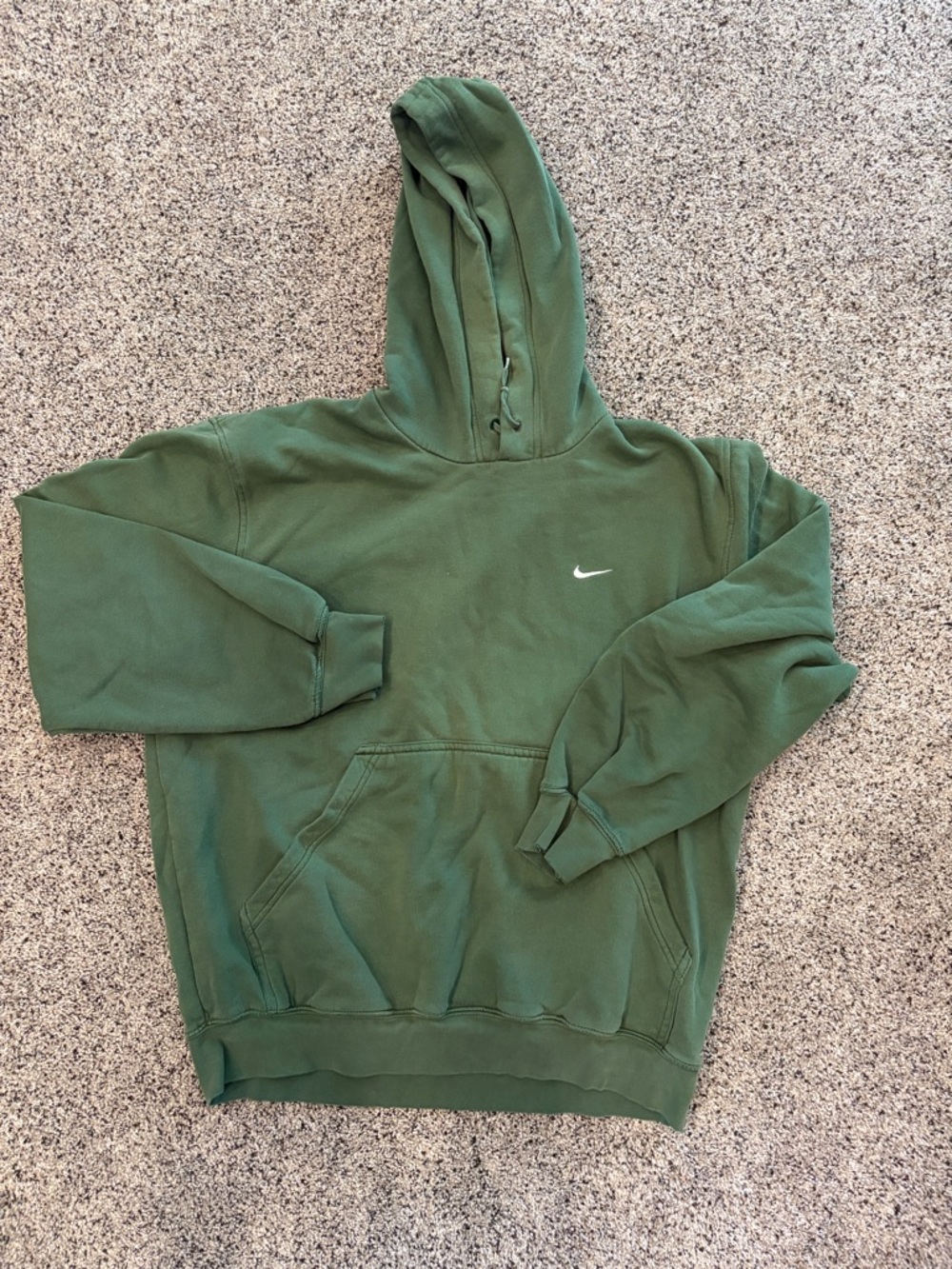Nike Men’s Olive Green Pullover Hoodie